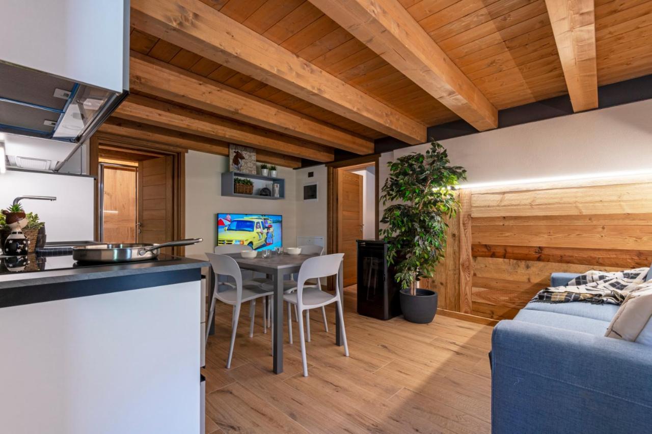 Maison Marcoz - Appartamenti Vacanze Étroubles Extérieur photo